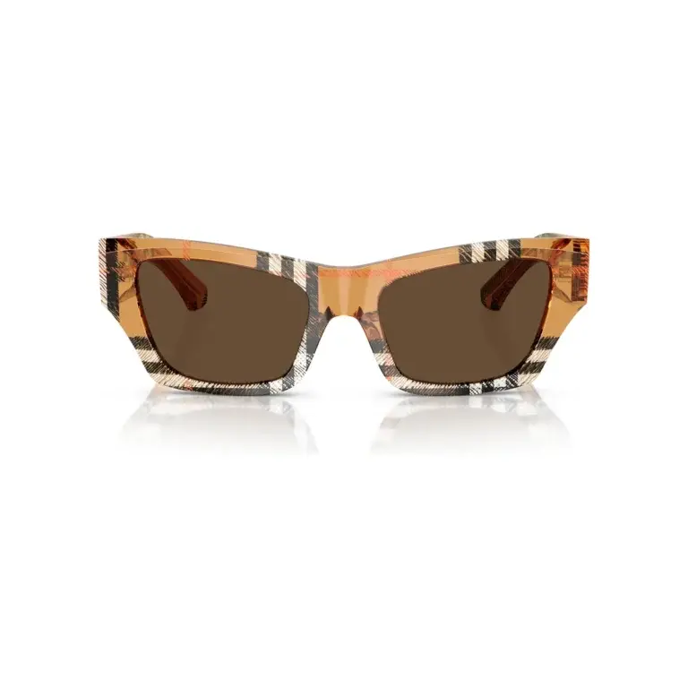 Ảnh chính diện kính mát Burberry BE4441U mã 414673